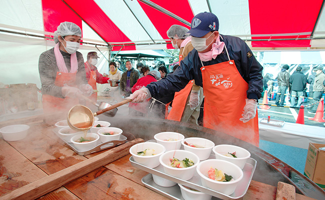 日本海高岡なべ祭り